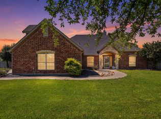 2900 Aston Meadows Dr, Haslet, TX 76052
