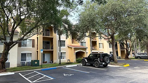 4220 San Marino Blvd #303 Photo 1