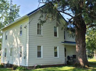 29909 Penrose Rd, Sterling, IL 61081