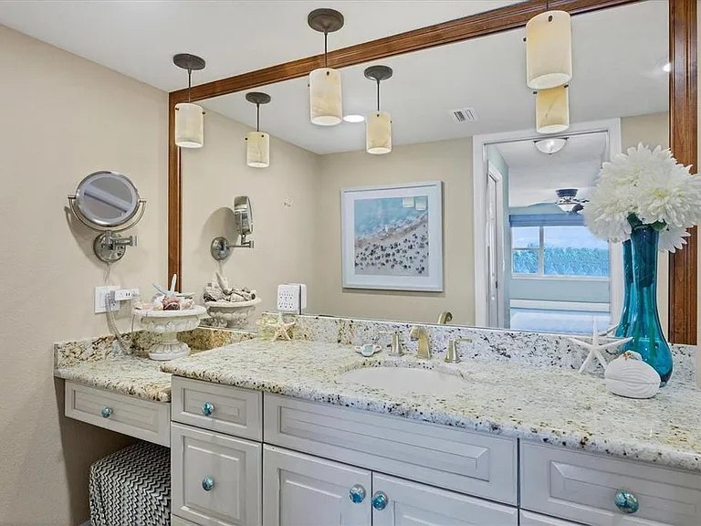 4325 Gulf Of Mexico Dr #408 — Photo 22