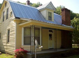 90 Cove Mountain Ln, Buchanan, VA 24066