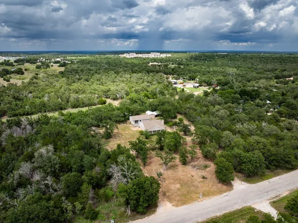 356 Cedar Lane, Cedar Creek, TX 78612
