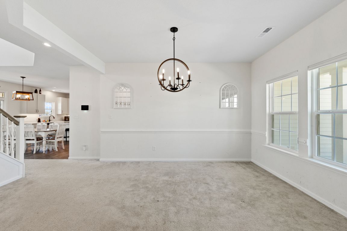 next background image