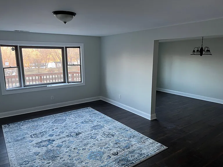 152 N Adams St — Photo 7