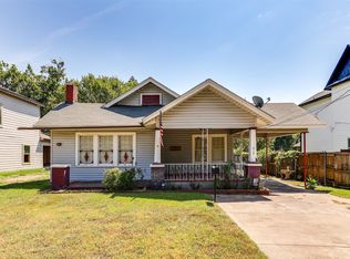 912 N Rockwall Ave, Terrell, TX 75160
