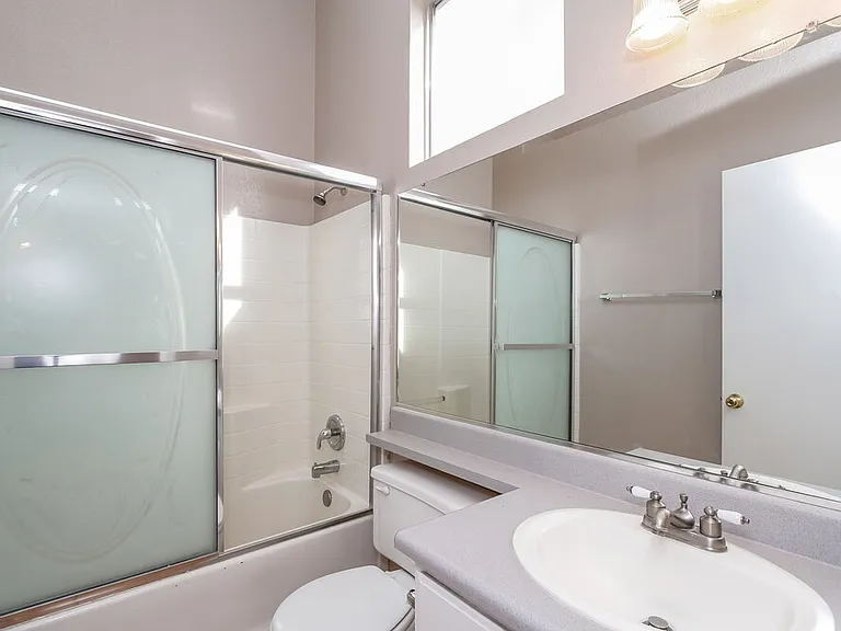 2409 Grand Prize Ave — Photo 10