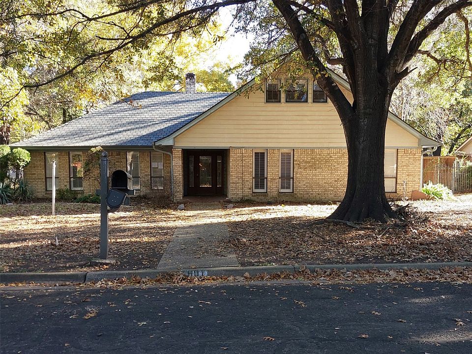 1st image of 1601 Crestmont Ave