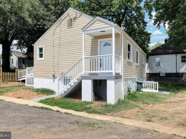 6134 Old Central Ave, Capitol Heights, MD 20743