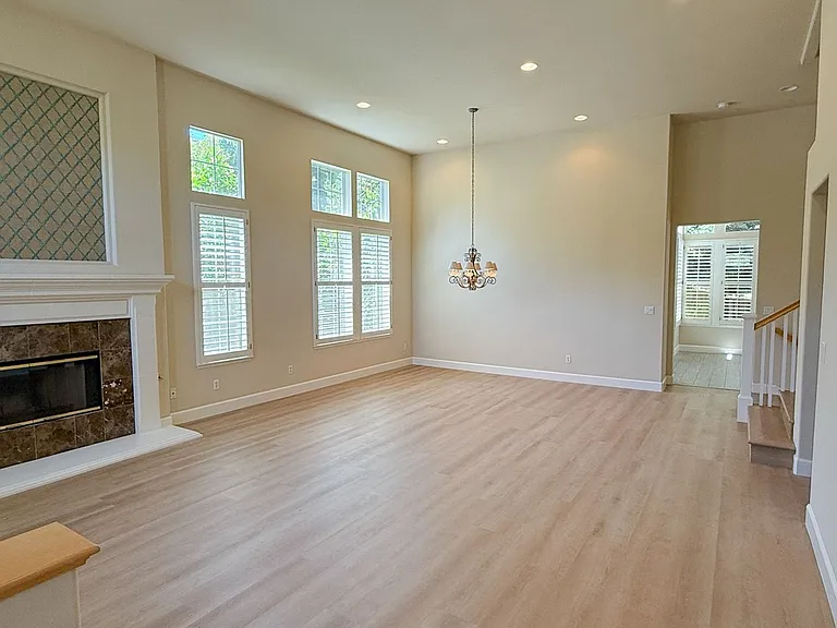 1197 Eagle Valley Ct — Photo 5
