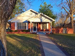 724 Davis St S, Sulphur Springs, TX 75482