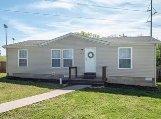 140 Tyler Cir, Hollister, MO 65672