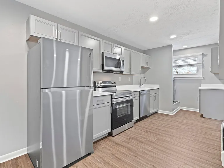 Emerson Place — Photo 13