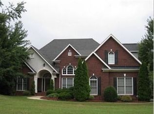 2407 Flagstick Dr, Matthews, NC 28104