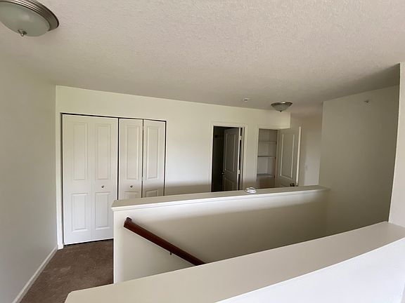 3rd image of 3177 Countryside Ave Unit D