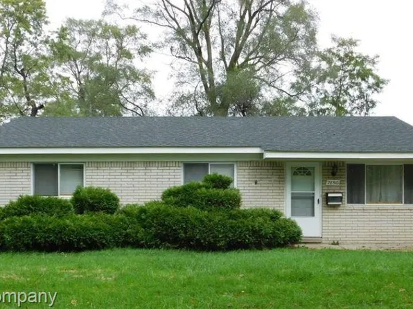 28510 Beechnut St, Inkster, MI 48141
