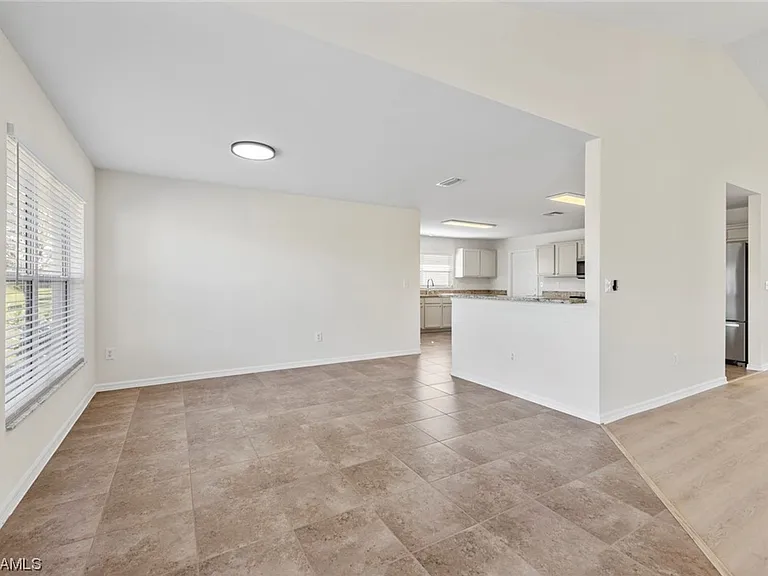 18251 Beauty Berry Ct — Photo 24