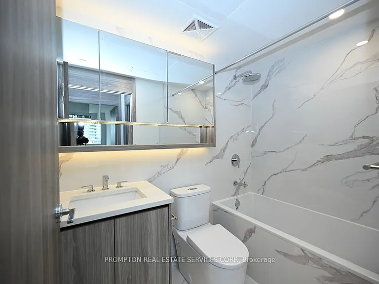 18 Esther Shiner Blvd #512 — Photo 11