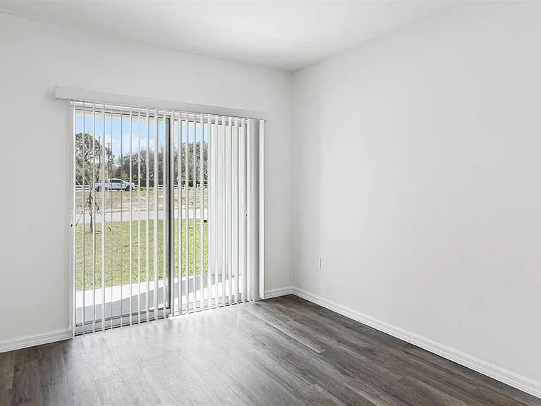 1628 Hummingbird Rd — Photo 9