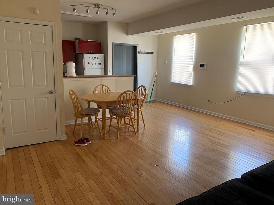 1st image of 1618 Cecil B Moore Ave #2