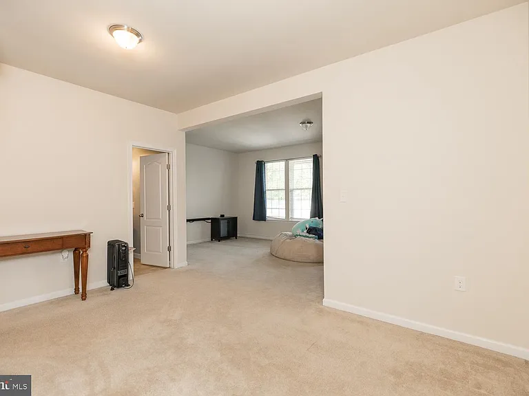 155 Schramm Loop — Photo 42
