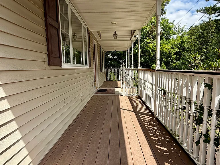 598 Cleveland Ave — Photo 17