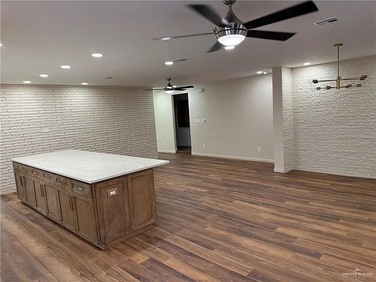 1101 Kerria Ave — Photo 8