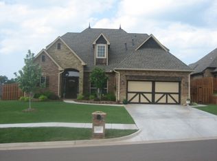 3217 Garden Hill Dr, Edmond, OK 73034