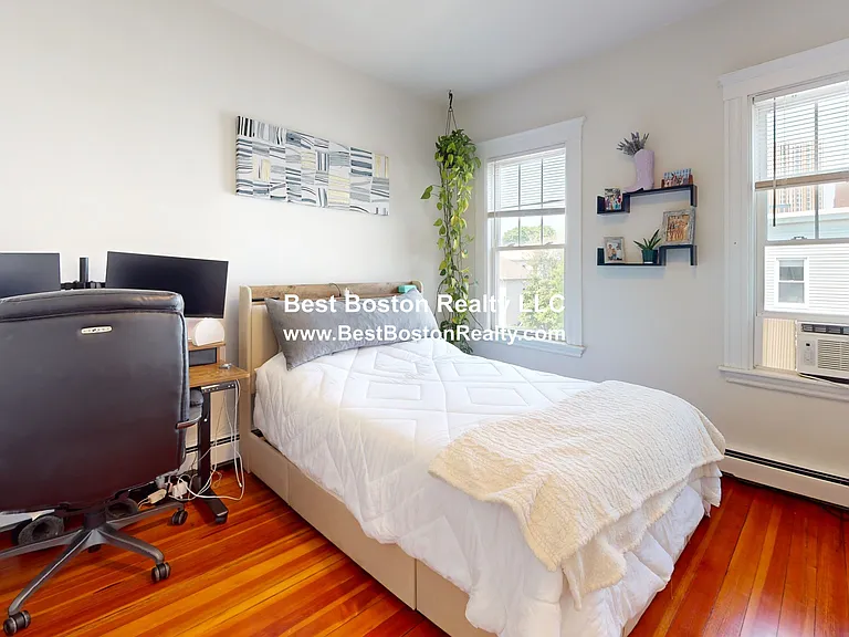 171 Tremont St #3 — Photo 8