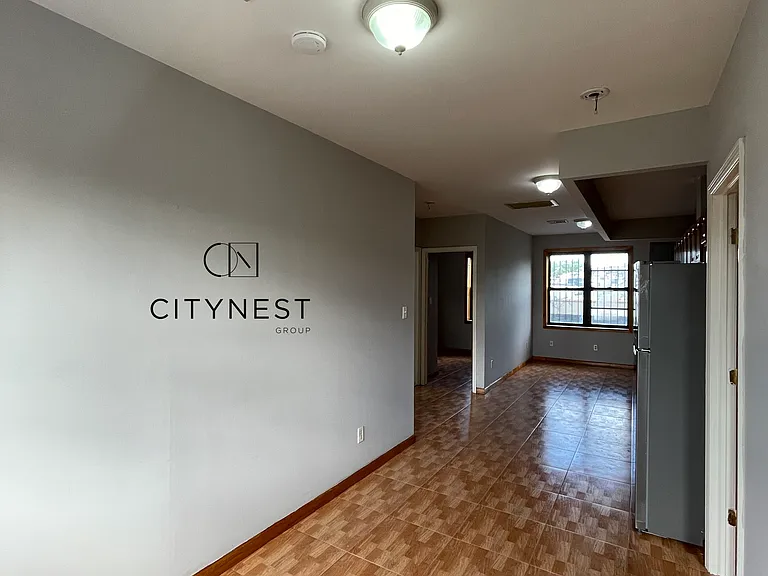 5707 4th Ave #4L — Photo 3