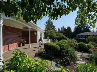 4901 SW Humphrey Park Crst, Portland, OR 97221