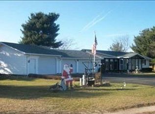 5108 Colony Ct, Thomson, IL 61285