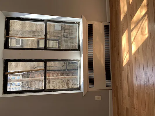 Rented by Midbrook Realty, LLC | media 35