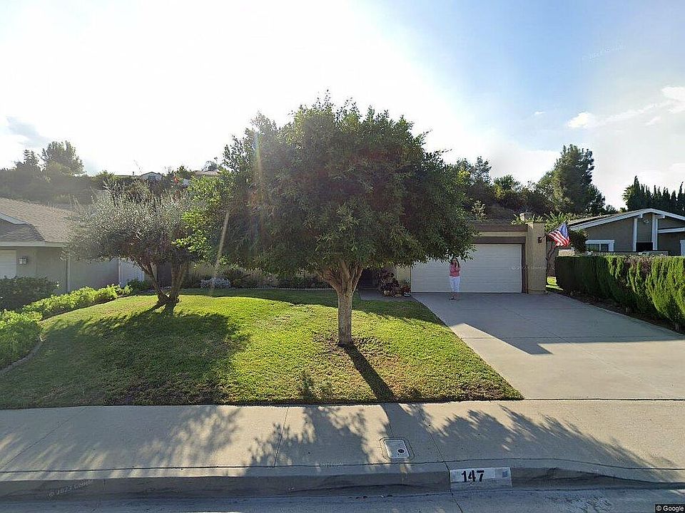 1st image of 147 Clearview Crest Dr