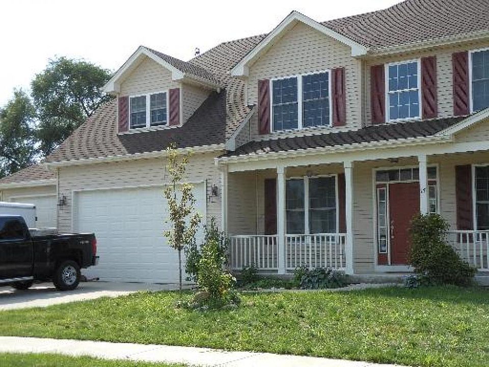 1st image of 17 Hilltop Ln