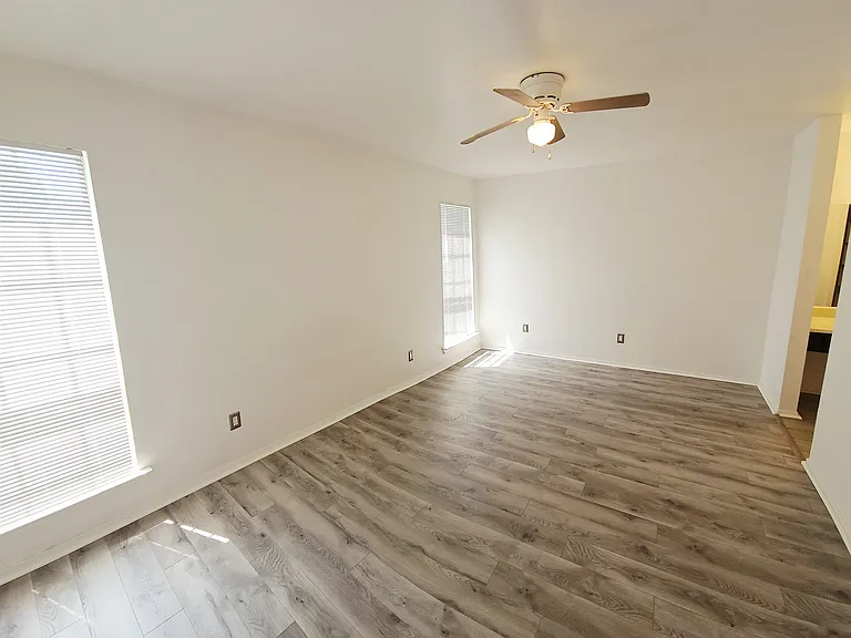 1508 Abilene Dr — Photo 7