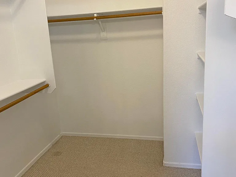 14574 W Mandalay Ln — Photo 10
