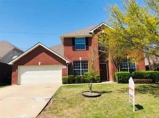 5916 Summerwood Dr, Grand Prairie, TX 75052