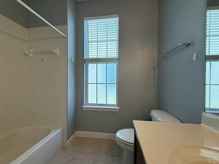 3640 Biltmore Ave — Photo 25