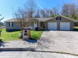 314 McNabb Pl, Maryville, TN 37801