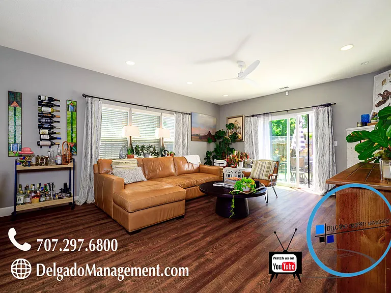 516 W J St — Photo 17