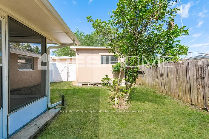 7301 Moravian Dr — Photo 12