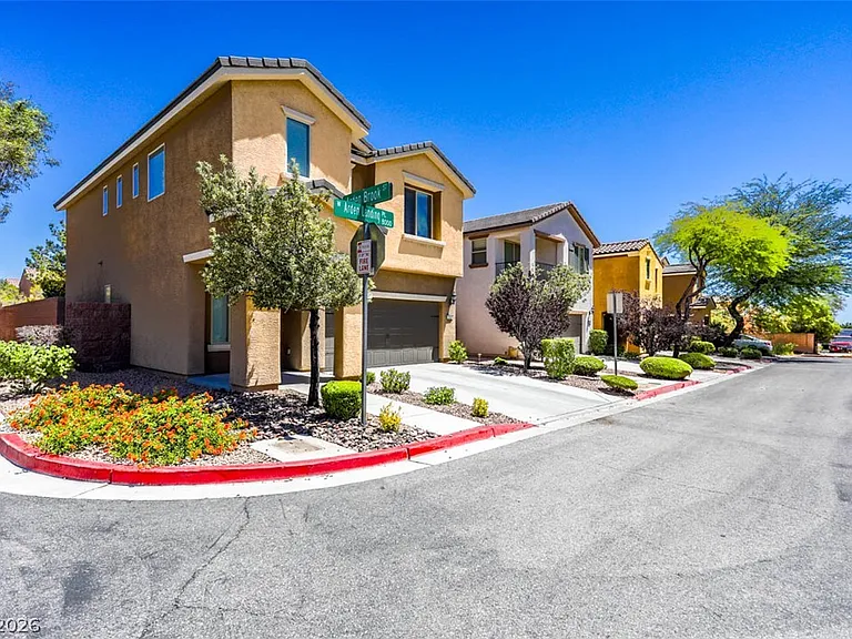 8266 Arden Landing Pl — Photo 2