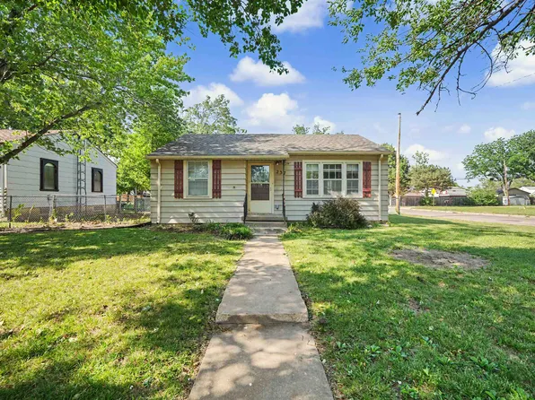 237 E Jewell Ave, Salina, KS 67401