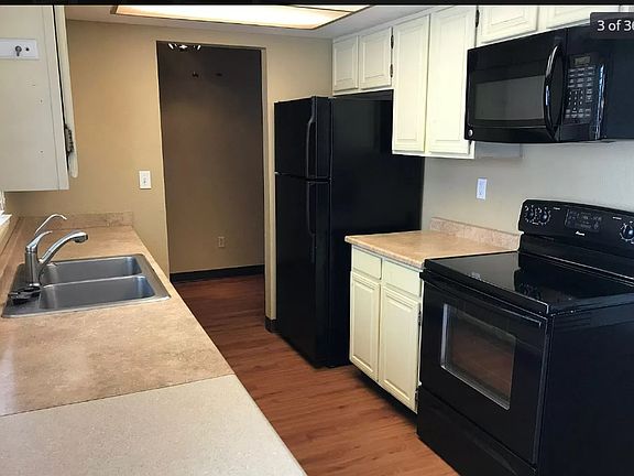 2nd image of 585 Angela Dr