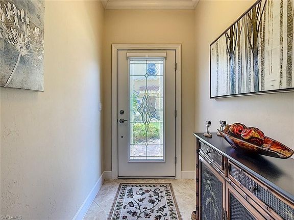 4th image of 10281 Glastonbury Cir Unit 102