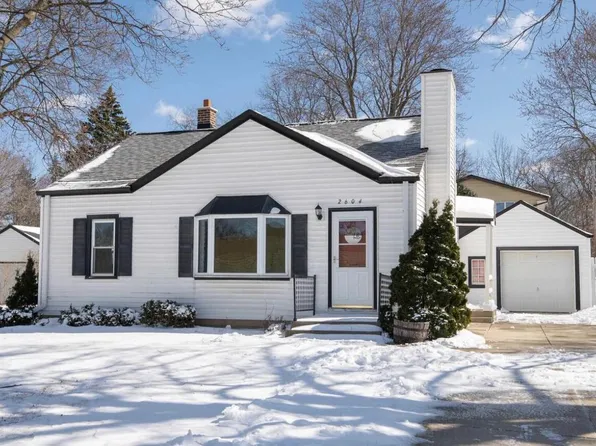 2604 N 112th STREET, Wauwatosa, WI 53226