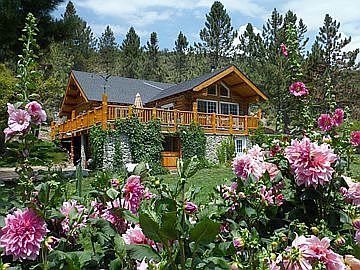 custom log home