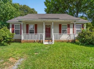 6224 Cottageville Ln, Charlotte, NC 28208