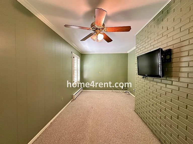 211 W 66th St — Photo 9