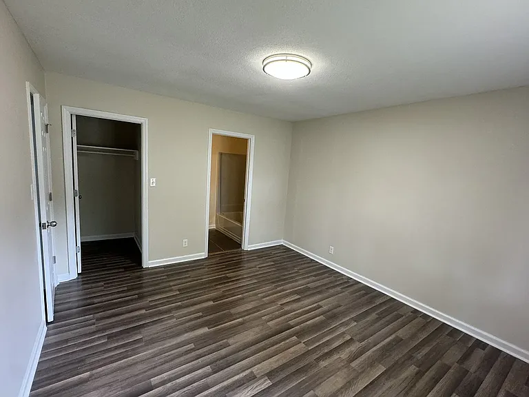 404 N Magnolia Dr — Photo 8